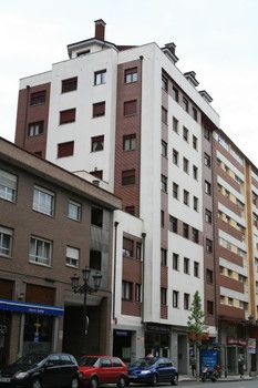 Edificios en Oviedo, Lugones, Posada de Llanera